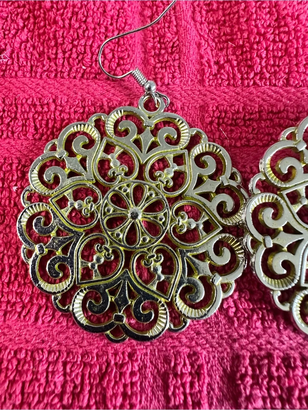 Source Unknown Gold Filigree Round Drop Earrings